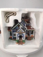 Lemax Carole Towne 2002 Caroline House w/Light Village House