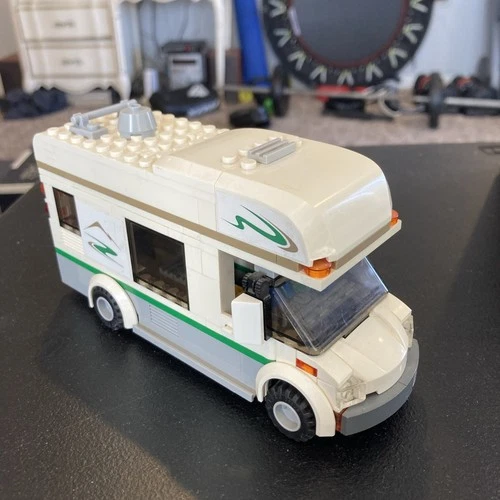 LEGO City Camper Van Only (60057) Not Complete No Manual Sunfaded No Canoe