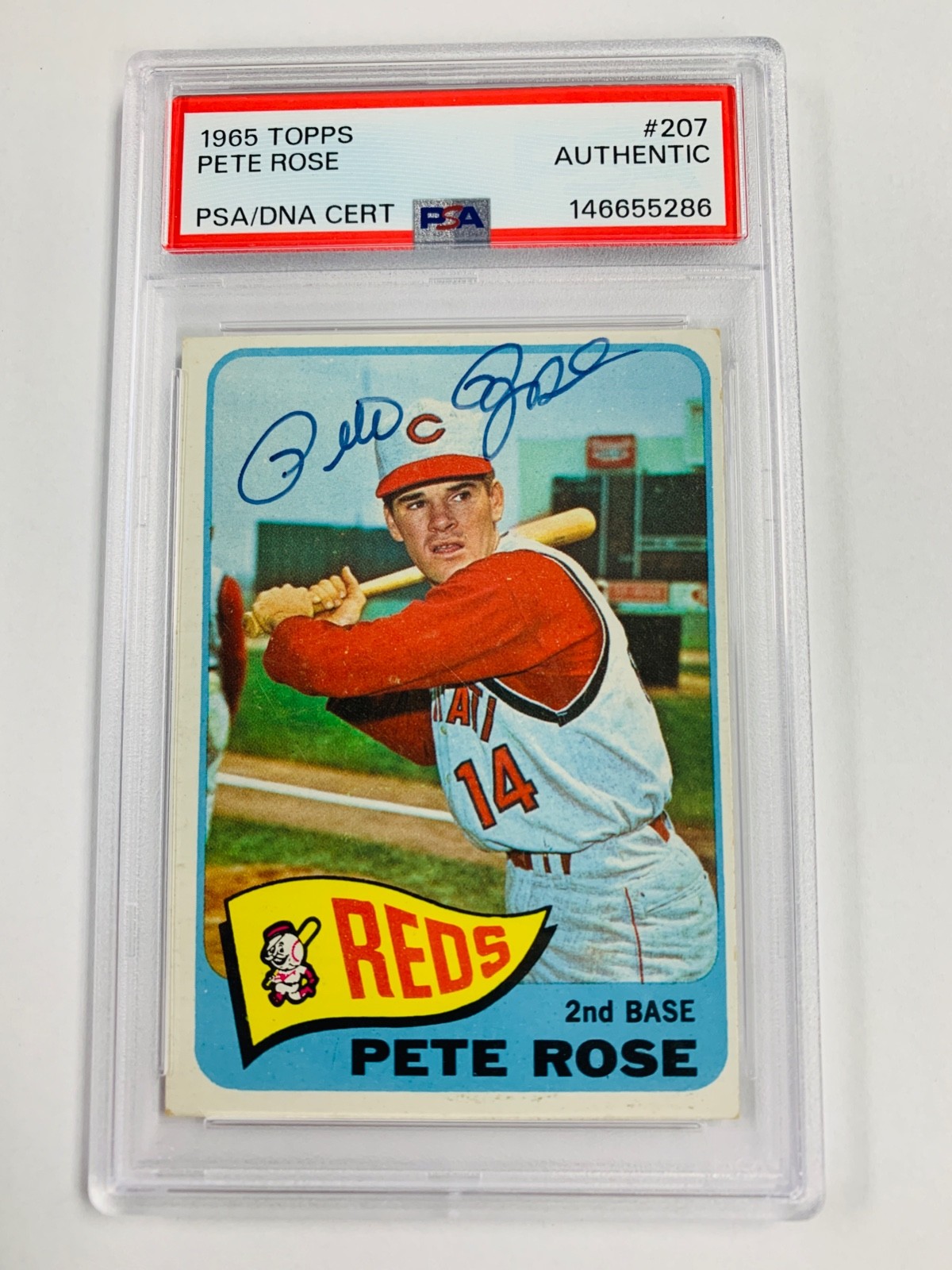 1965 TOPPS PETE ROSE ON CARD AUTO PSA/DNA CERT AUTHENTIC AUTOGRAPH #207 REDS