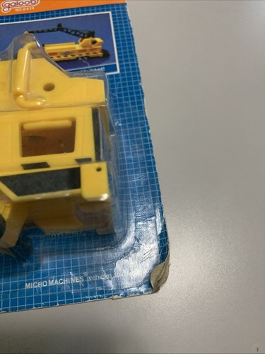 '88 10" Big Rig Hauler Car Carrier Construction Crane SEMI Truck MICRO MACHINES - Picture 3 of 6