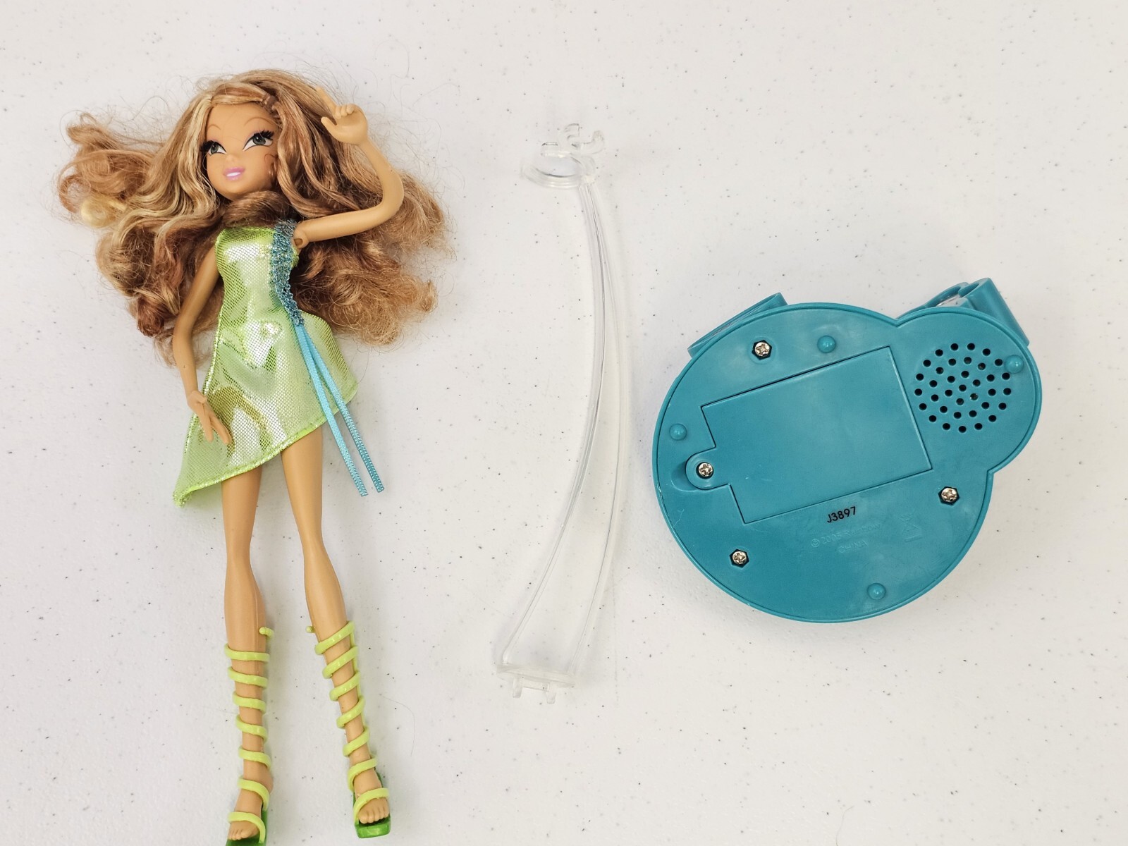 Winx Club Flora Mattel 2005/2006 Singsational Magic Flora Doll ☆READ