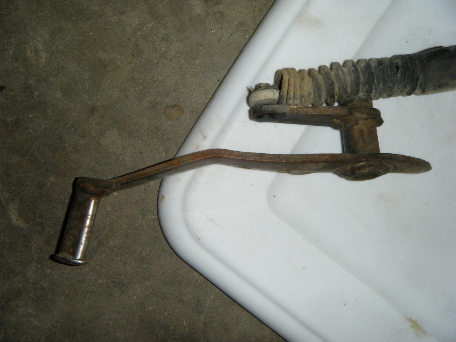 Picture 4 of 8