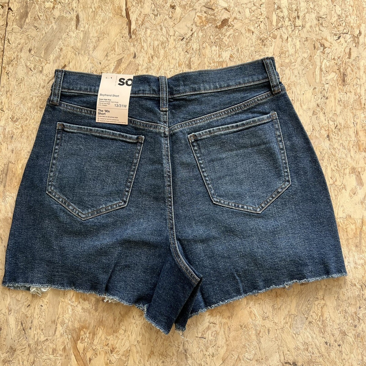 90's Boyfriend Shorts Size 13 31 W Distressed Super High Rise