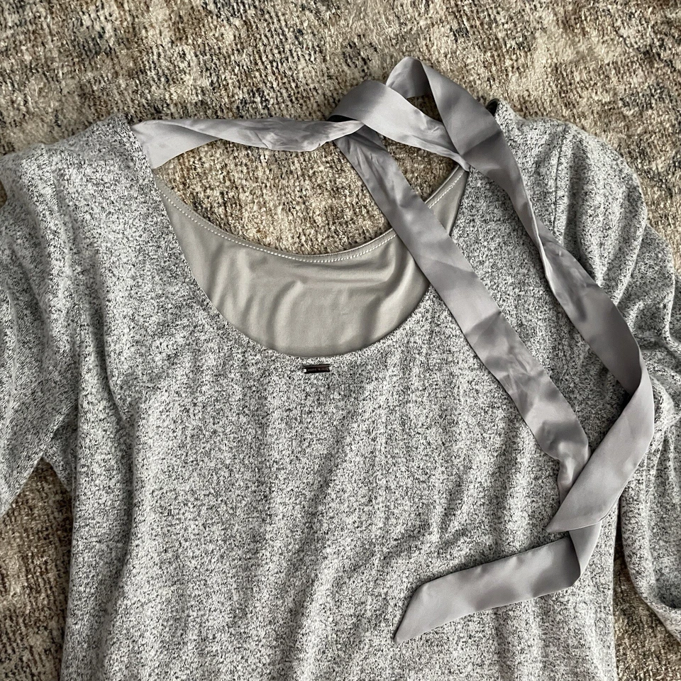 Vestido Suéter Casa Blanca Mercado Negro Manga Campana Talla M Midi Cerradura Vellón Gris Foto 4 de 4