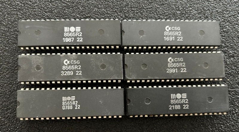 1 x MOS 8565 R2 VIC-II Commodore 64 video chip. Tested.