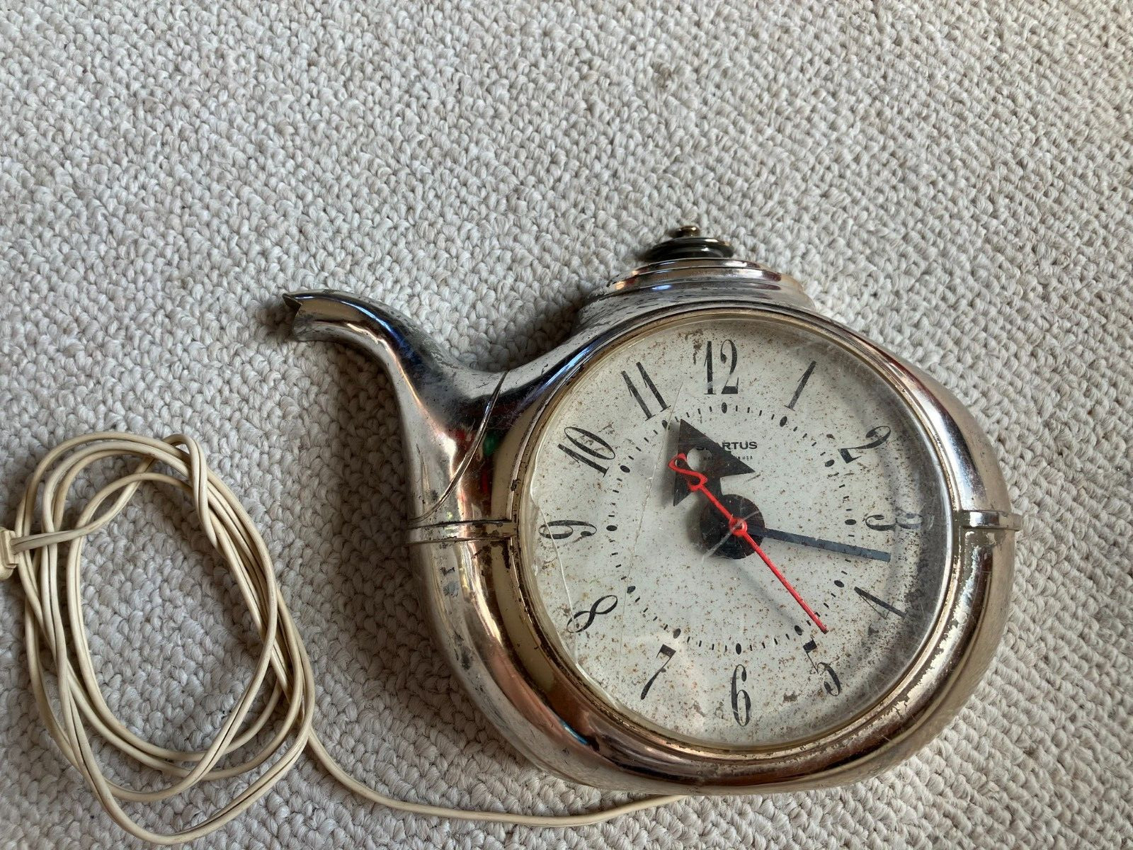 Vintage Spartus tea kettle wall clock