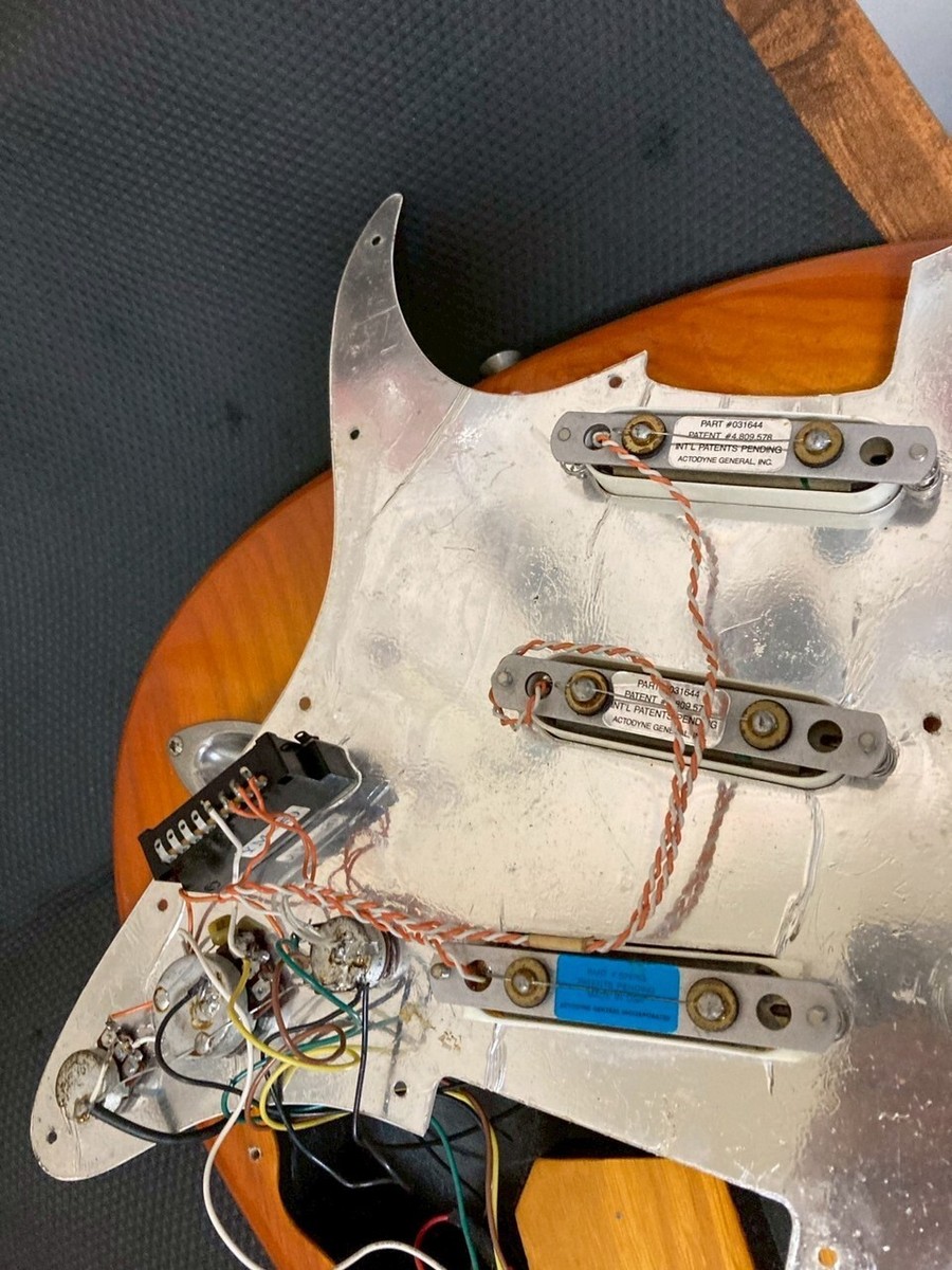 Fender Japan STR-85LS ストラトキャスター Fender Japan Stratocaster STR-85 LS 1989-1990 Electric