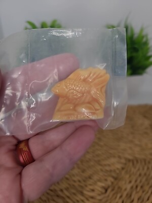 Red Rose Tea WADE England Figurine Pet Shop SERIES Gold fish X101