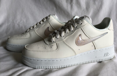 womens nike air force 1 07 size 8