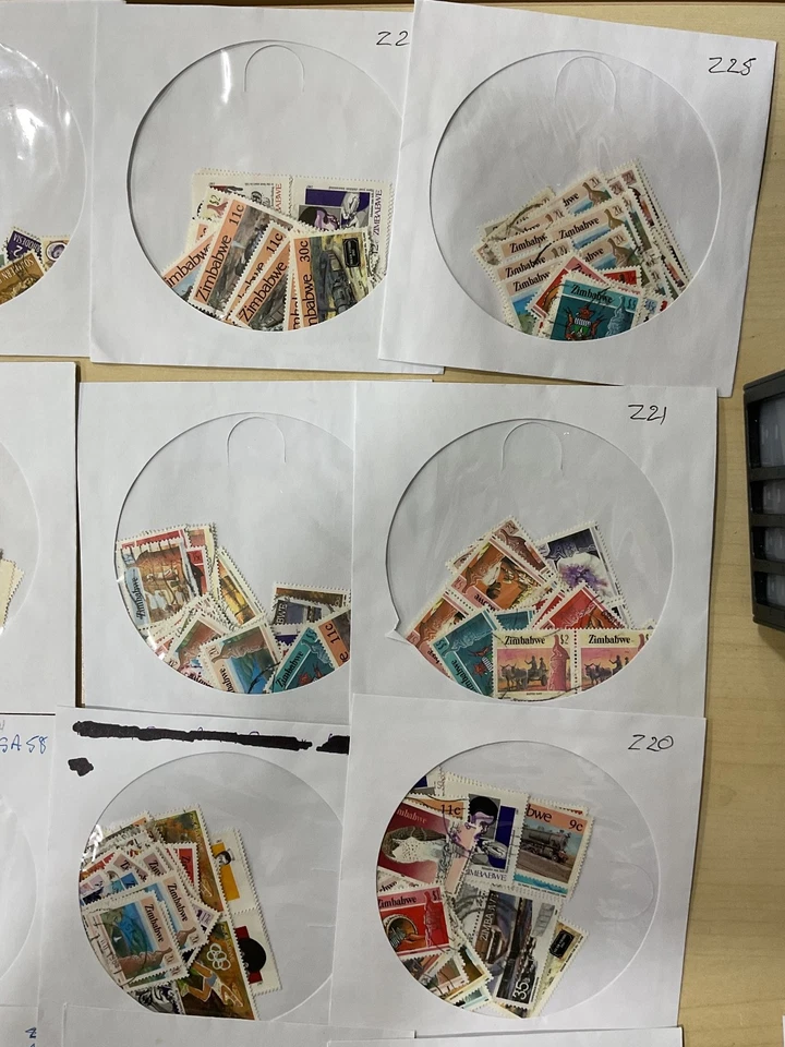 Estampillas de Sudáfrica, RSA, Zimbabue. Paquetes de papel. N147 Foto 3 de 4