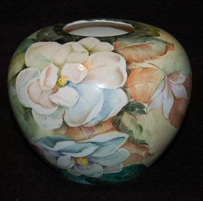VINTAGE Porters Porcelain Rose Bowl VASE Floral c. 1970's VERY PRETTY RETRO!