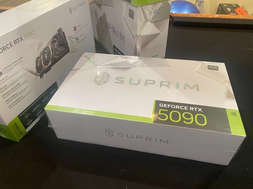 MSI Suprim GeForce RTX 5090 32GB GDDR7 PCI Express 5.0 on hand New Sealed🔥🔥 - Picture 2 of 3