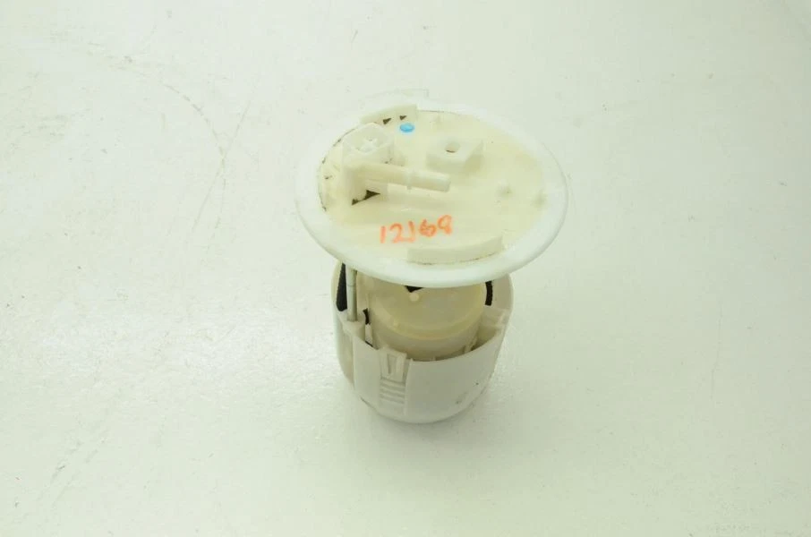 2007-2010 Mazda Cx-9 FWD Fuel Pump Assembly Foto 3 de 4