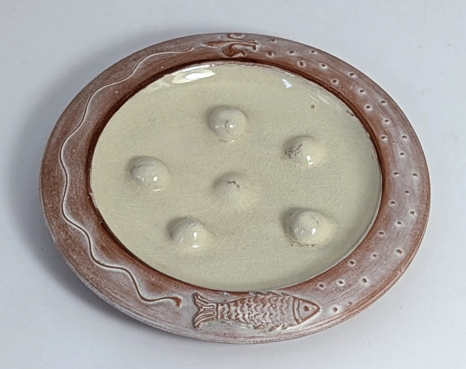 Philip Wood Pottery Earthenware Dish / Soap Dish Fish & Fleur De Lis Unmarked - Image 2 of 4