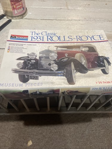 Kit modelo Rolls-Royce 1931 monograma The Classic escala 1/24 - Imagen 2 de 3