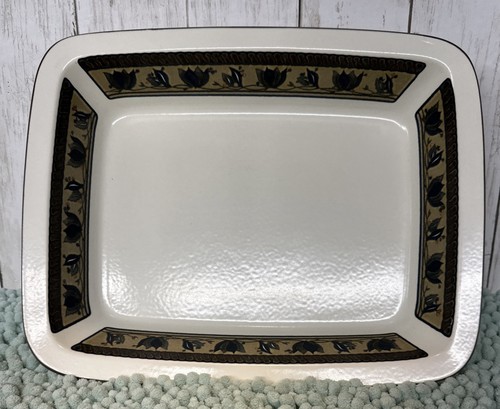 Retired Mikasa Intaglio CAC01 ARABELLA 13" Rectangular LASAGNA BAKER / CASSEROLE - Picture 1 of 8