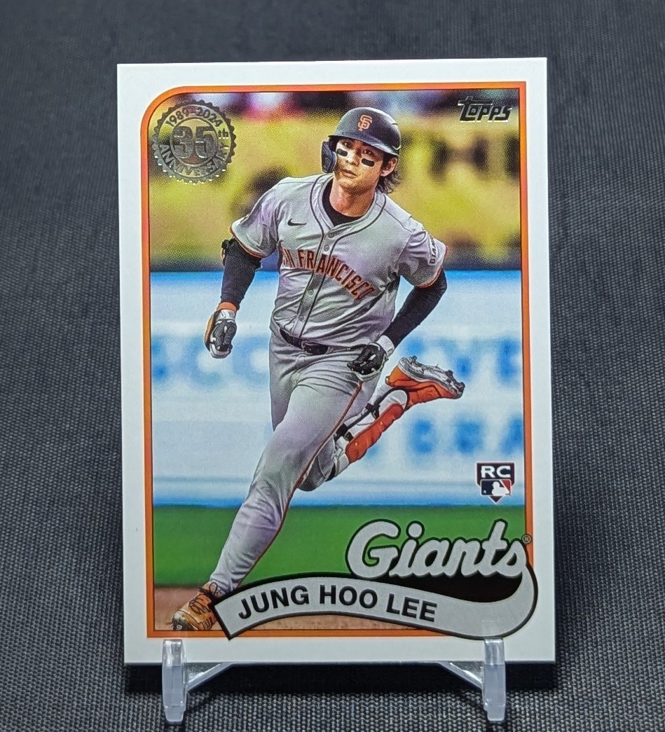 Jung Hoo Lee 1989 35th Rookie RC 2024 Topps Update Series Card #89US-28 Giants