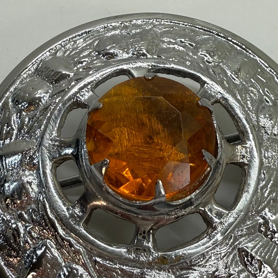 Prendedor escocés vintage escocés de vidrio ámbar piedra facetada piedra escocesa tono plateado Foto 3 de 4