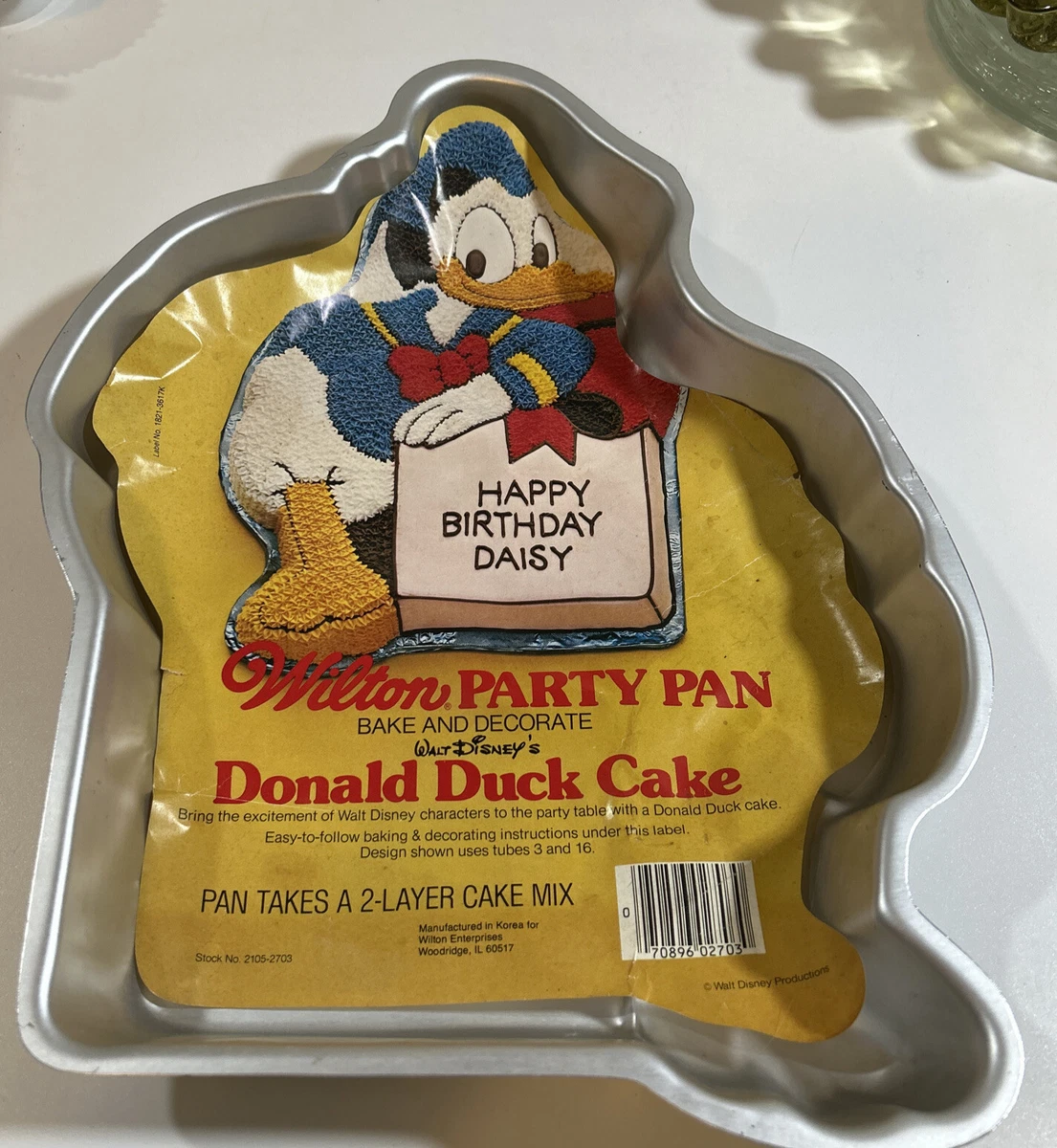 Donald duck top cake pan