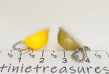 Tupperware keychain mini wonderlier bowl keychain tinietreasures Vtg yellow Gold