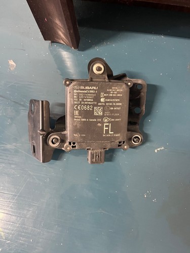2017 SUBARU IMPREZA REAR BLIND SPOT RADAR MONITOR OEM 87611FL00A