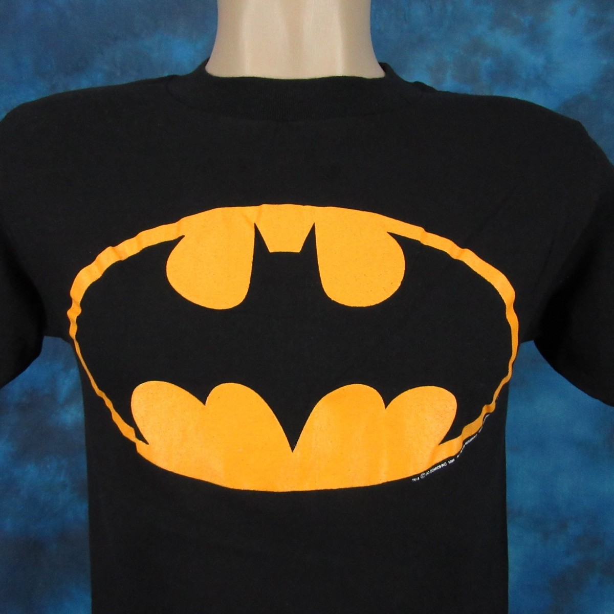 vintage 80s BATMAN DC COMICS T-Shirt XS movie bat signal