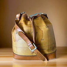 Alviero Martini Prima Classe World Map Bucketbag