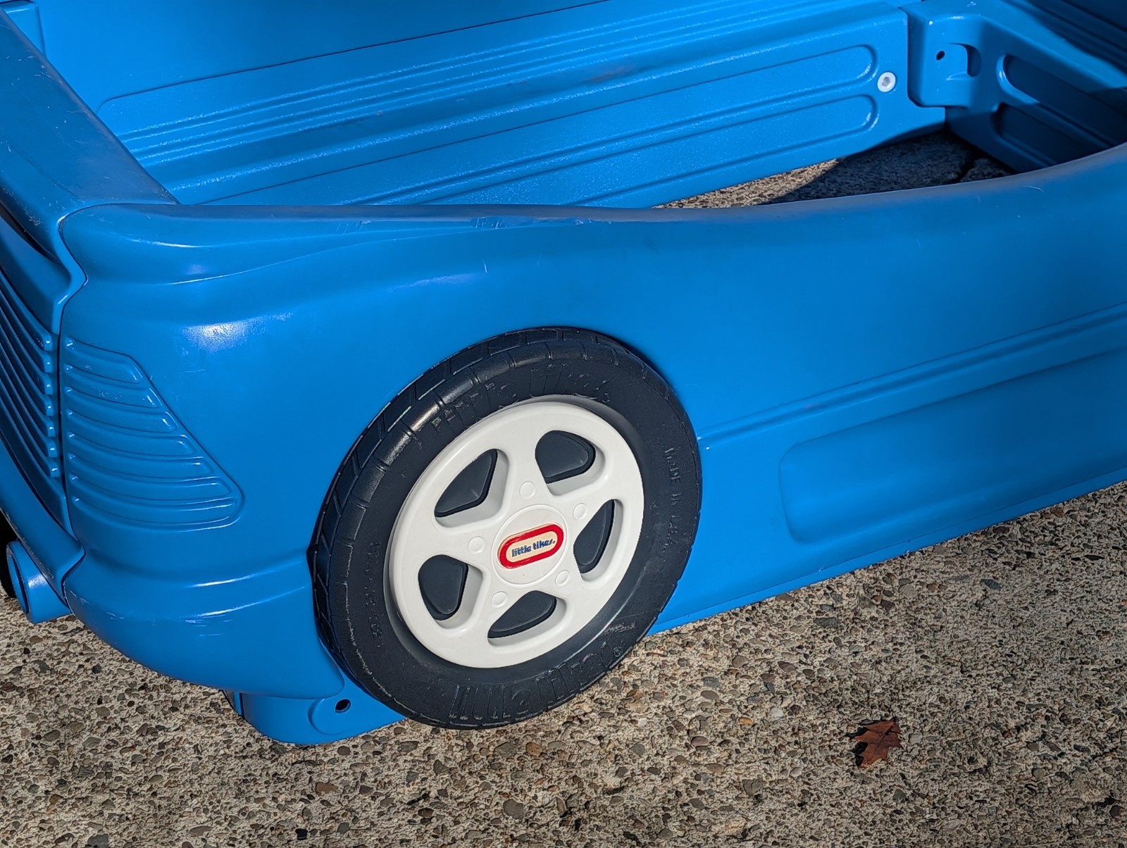 Little Tikes Blue Race Car Bed Kids Sports Frame