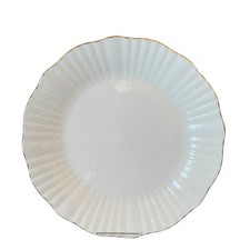 Christian Siriano Porcelain Dinner Plates 10.5in Set of 4 White Gold Trim NEW