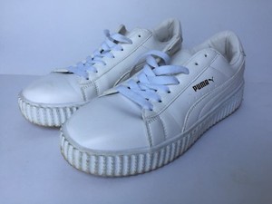 womens puma shoes white
