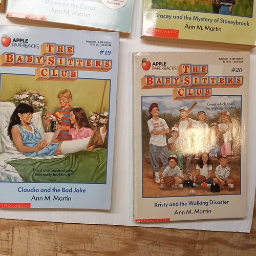 Lot Of 12 The Baby-Sitters Club Soft-Covered Book Lot 12 Ann M. Martin 1980s - Picture 8 of 23
