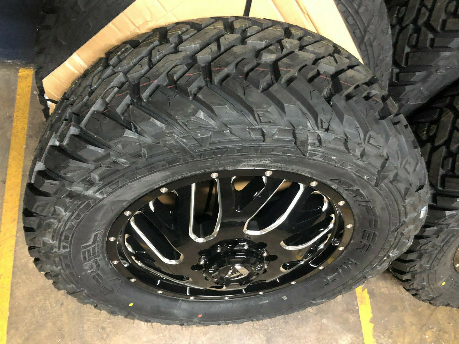 6) 20" Fuel D581 Dually Triton Wheels 35" MT Tires Package 8x6.5 Dodge