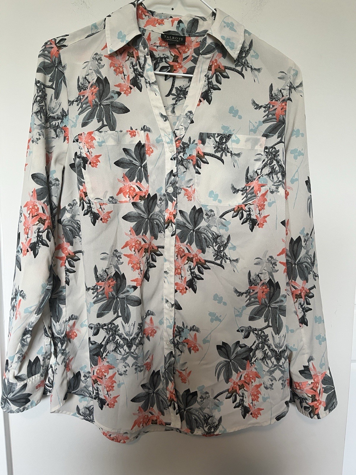 Women’s Blouse. Size Small
