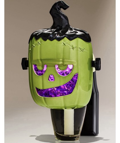 2025 Halloween Bath & Body Works FRANKEN PUMPKIN Nightlight Wallflowers Plug In - Picture 5 of 5