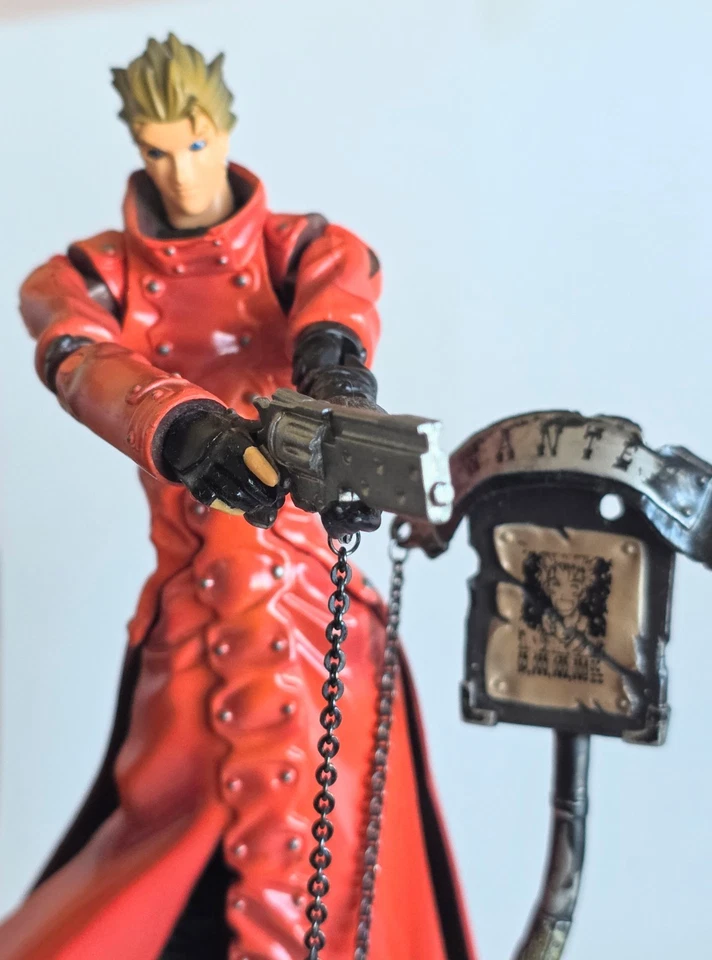 TRIGUN Vash The Stampede Gunsmoke w/o sunglasses ver. Kaiyodo Action Figure 2000 - Image 2 of 4