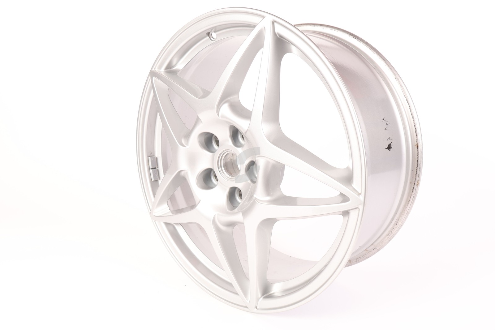 211024-A2 FRONT WHEEL RIM 8J X 19 H  Ferrari USED