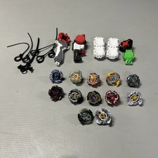 HUGE LOT Beyblades, Launchers  Parts TOMY HASBRO