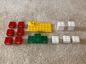(26) Pieces #3085 Lego Duplo Race Action (Tracks), Vintage 2000s