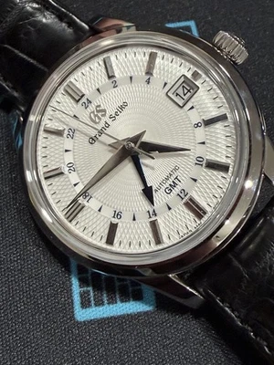 2026 Grand Seiko Sbgm255 Snowdrop White Dial 39mm Watch GMT - B&P