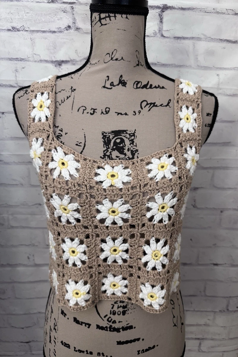 Altar’d State Vest Size Medium Comes from a smoke