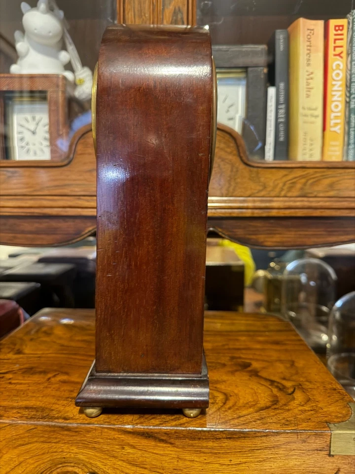 Antique Edwardian Mantel Clock With Roman Numerals, Mahogany with Yew inlay - Image 2 of 4