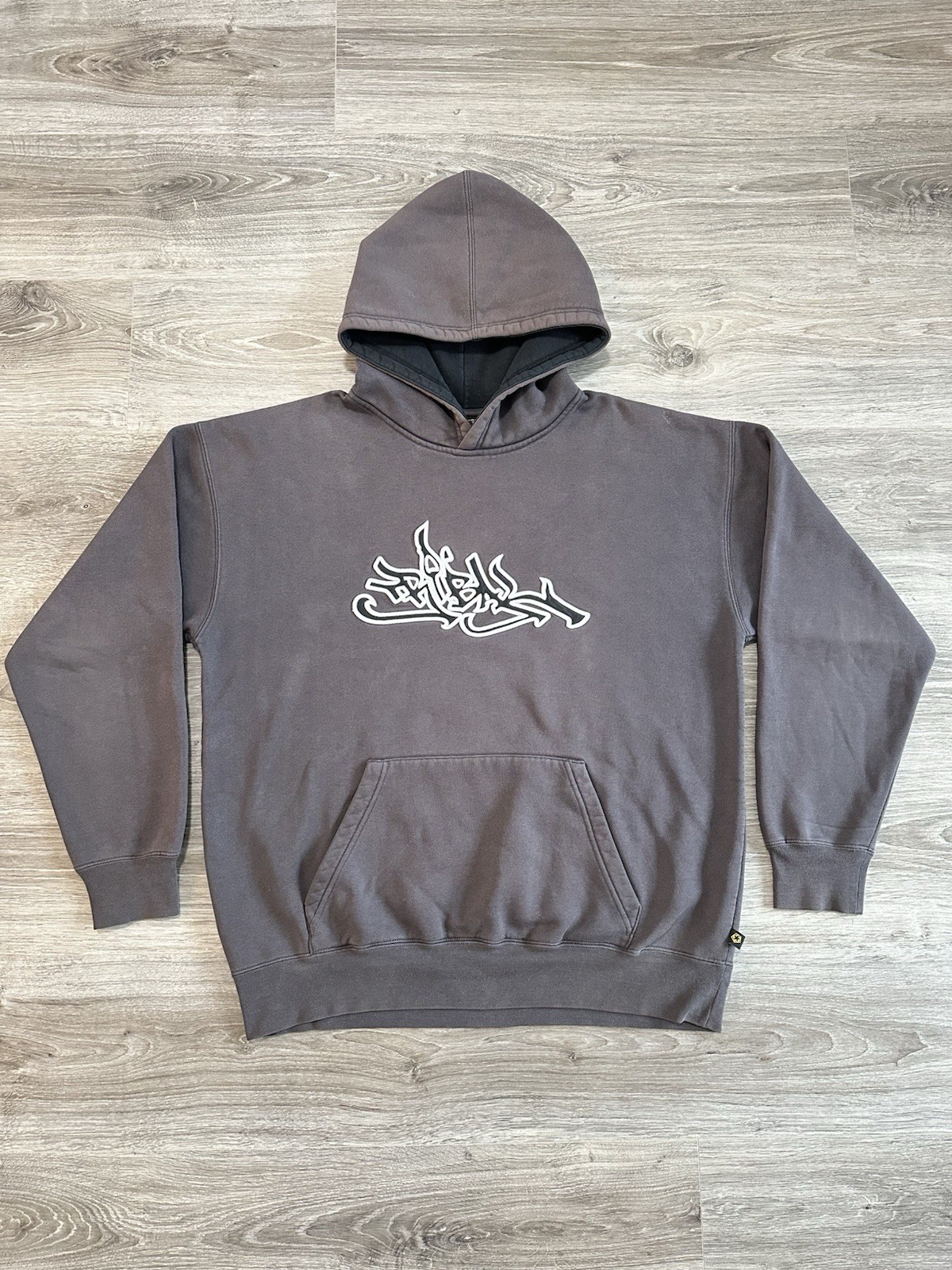 Vintage Tribal Y2K Hoodie Men’s L Skateboarding Heavyweight Pullover