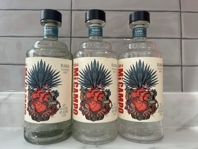 2 Empty Clear Glass 1 Liter Mi Campo Blanco Tequila Bottles With Original Corks