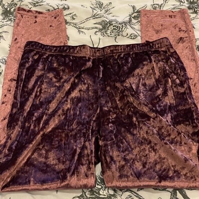 Demanding by Say What L Mauve Velvet Pants