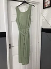 Ladies Boohoo Green Cropped Leg Jumpsuit Size 12