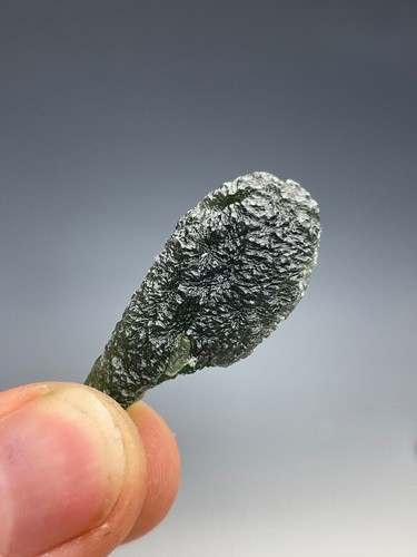 11.01g MOLDAVITE DROP rare collection piece #RM191 - Picture 4 of 4