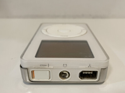 Apple iPod Classic 1st Generation White (5 GB) M8541 w/ New Apple iPod Classic 1st Generation White (5 GB) M8541 w/ New