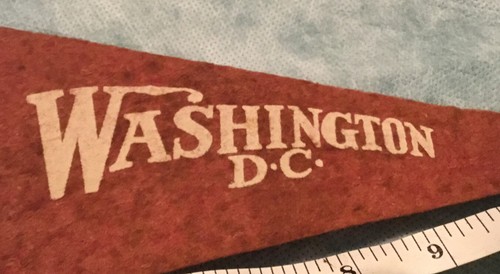 Washington D.C. The Capitol Vintage 12" X 5” Felt Pennant Burgundy White Yellow - Picture 4 of 5