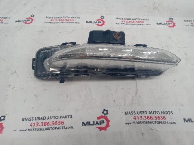 2013 14 15 16 17 BUICK ENCLAVE RIGHT PARKING LIGHT P/N 20956920 OEM Used