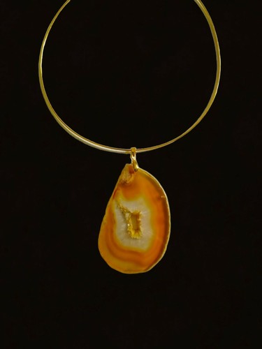 Yellow agate pendant necklace - Picture 9 of 9